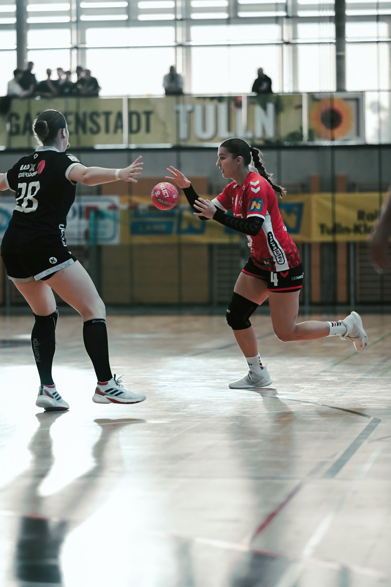 2025-09-14_Ginsthofer_Hannah_UHC_Gartenstadt_Tulln_c_Martin_Payraider