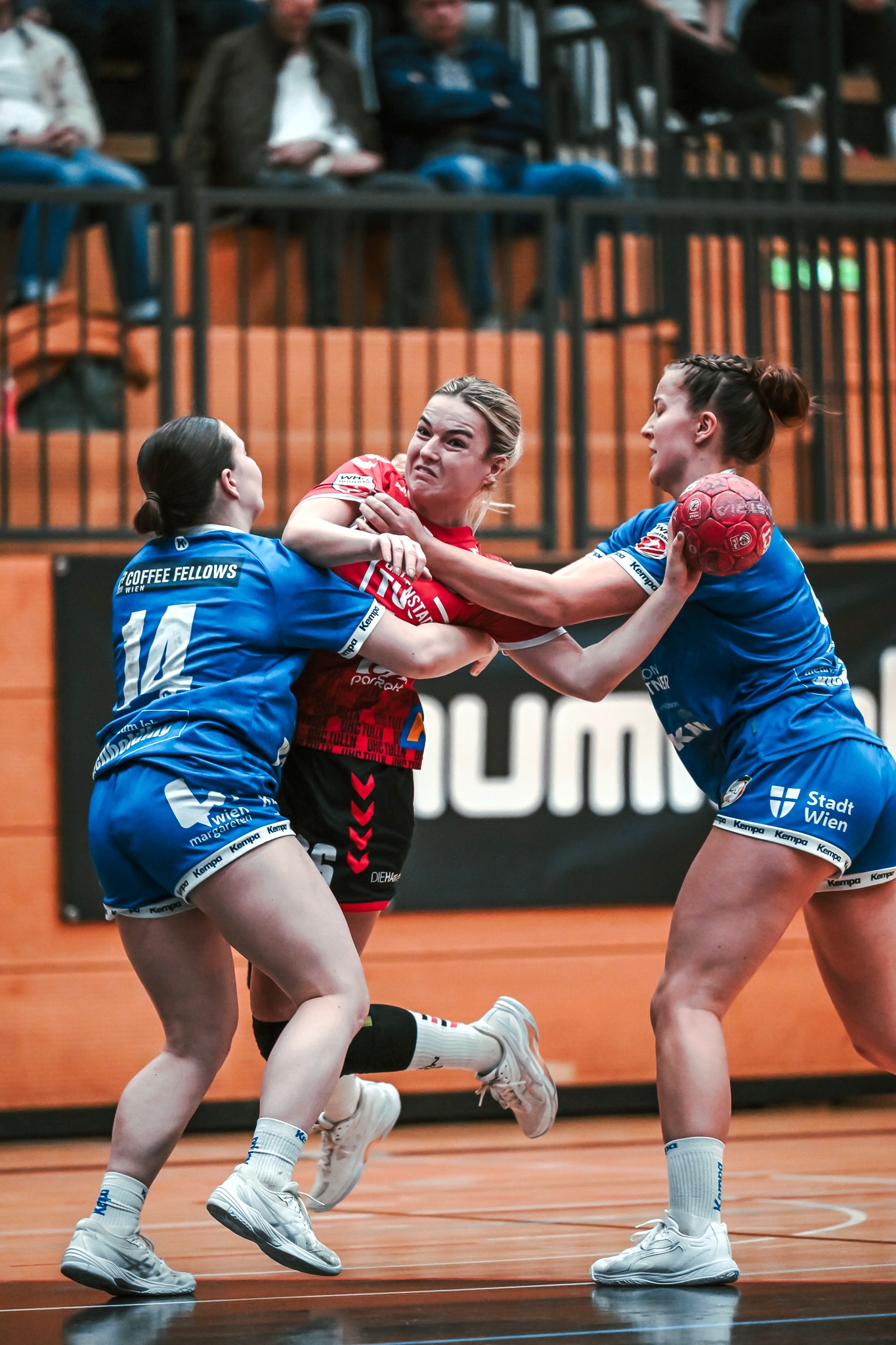 2026-03-21_Nejedlikova_Nicol_UHC_Gartenstadt_Tulln_c_Martin_Payraider_2