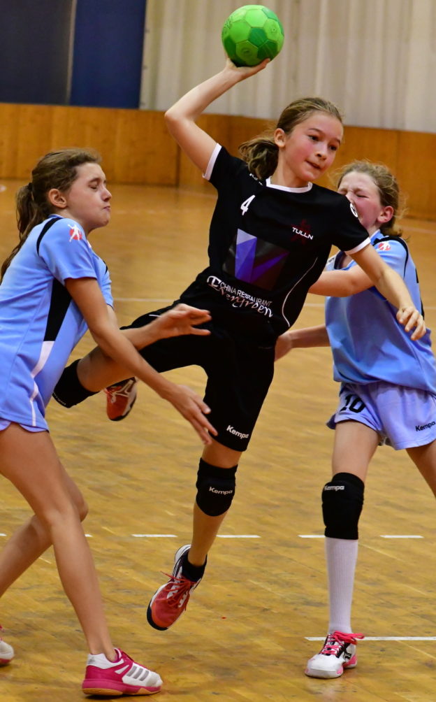 U12Mädchen gewinnen die ersten 3 Spiele Union Handball Club Tulln