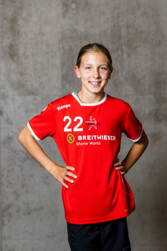 #22 Larissa Hofer