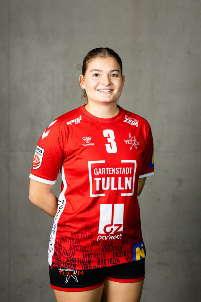 #3 Elena Fidesser