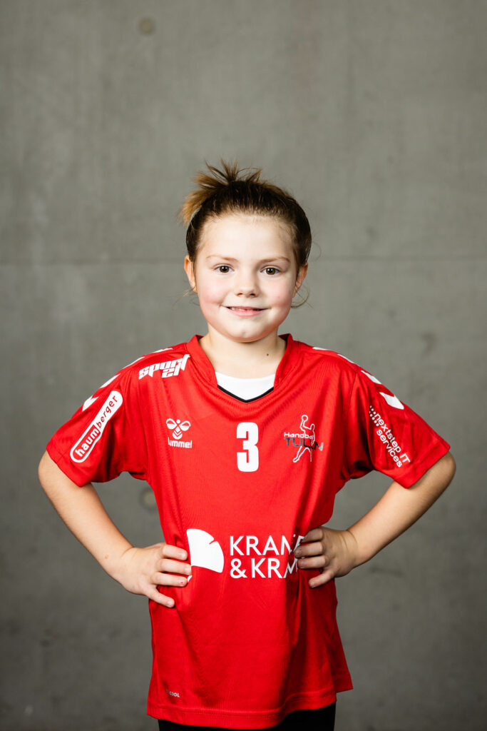 #3 Emilia Neubauer