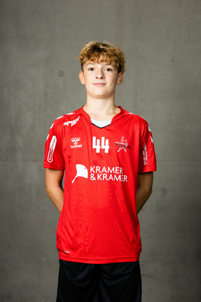 #44 Ivan Penava