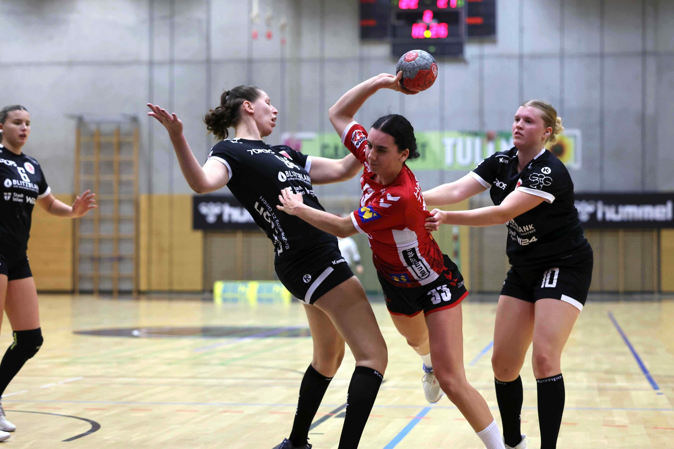 #33 Sandra Zeitelberger UHC Gartenstadt Tulln © Kurt Wehofer-2