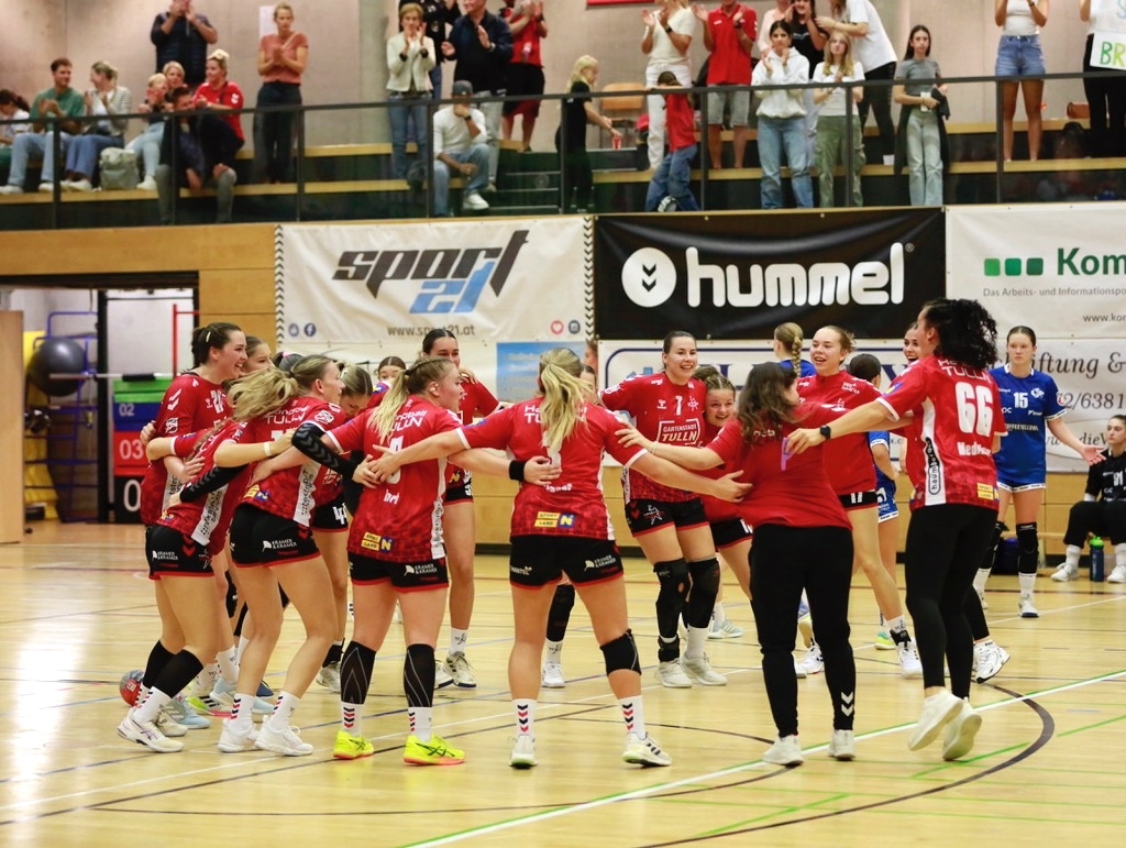UHC Gartenstadt Tulln feiert Sieg gegen MGA Fivers (c) Patrick Grandegger